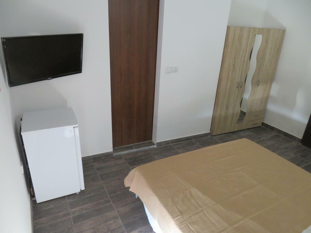 Vila Velvet Hotel Starigrad Paklenica Bagian luar foto