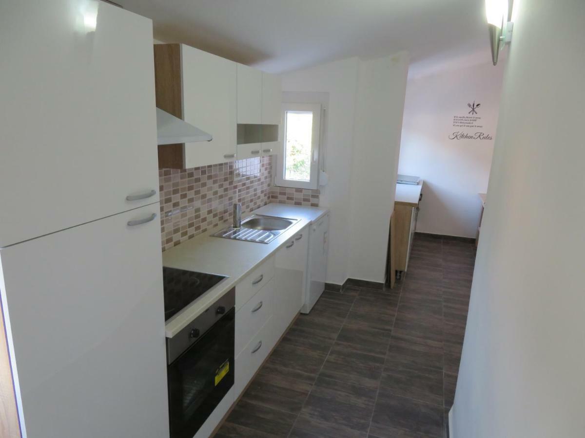 Vila Velvet Hotel Starigrad Paklenica Bagian luar foto