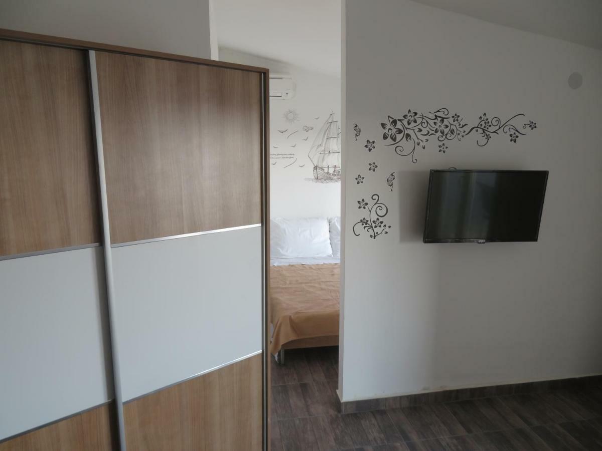 Vila Velvet Hotel Starigrad Paklenica Bagian luar foto