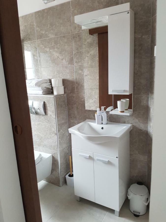Vila Velvet Hotel Starigrad Paklenica Bagian luar foto
