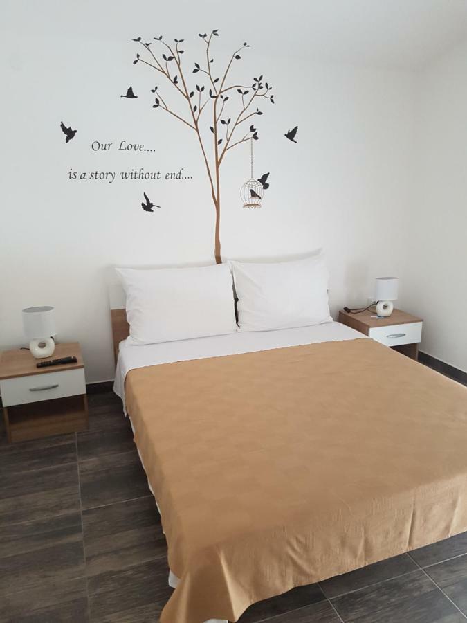 Vila Velvet Hotel Starigrad Paklenica Bagian luar foto